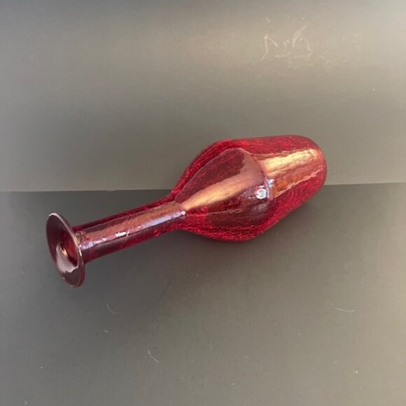 Red Crackle Art Glass Bud Vase – 13" Tall, Elegant Decorative Piece - Picture 4 of 5